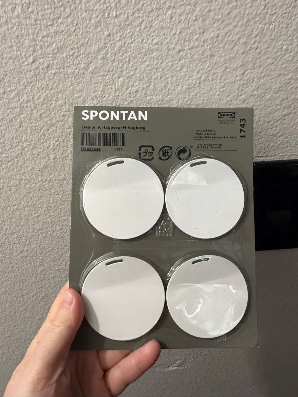 IKEA Spontan set of 4 White Magnets Vintage New